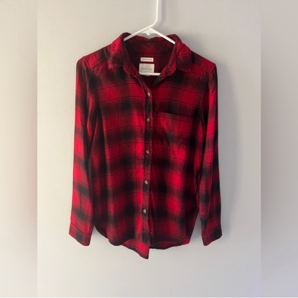American Eagle Ahh-mazingly Soft Boyfriend Fit Flannel. Never worn.